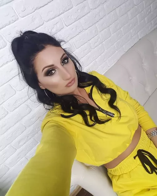 Me Ukrainian girl, I hope you like this β€οΈ Me Ukrainian girl, I hope you like this β€οΈ