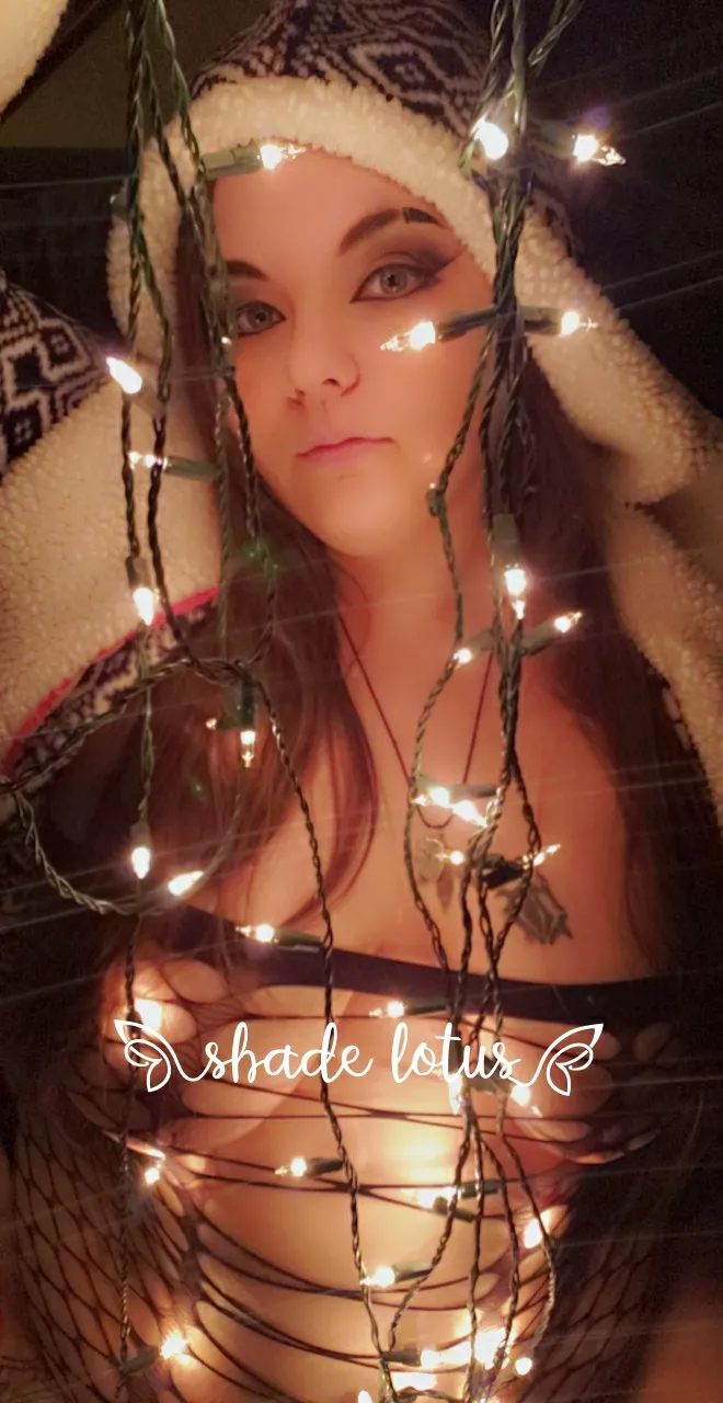 Merry titsmas ;) sometimes mr Claus 🎅 brings your your gift early.
