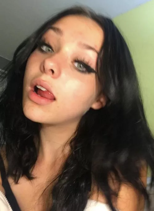 Message me if I make you cum in 4mins or less. I’d also like to see proof that I made you cum