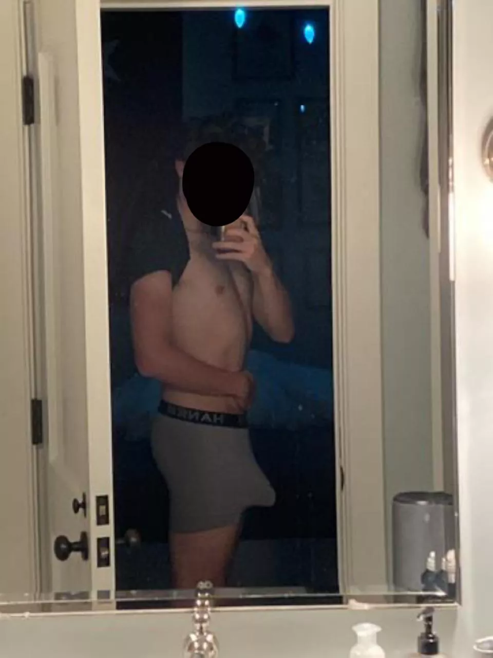 mirror selfies are always fun (dms open)