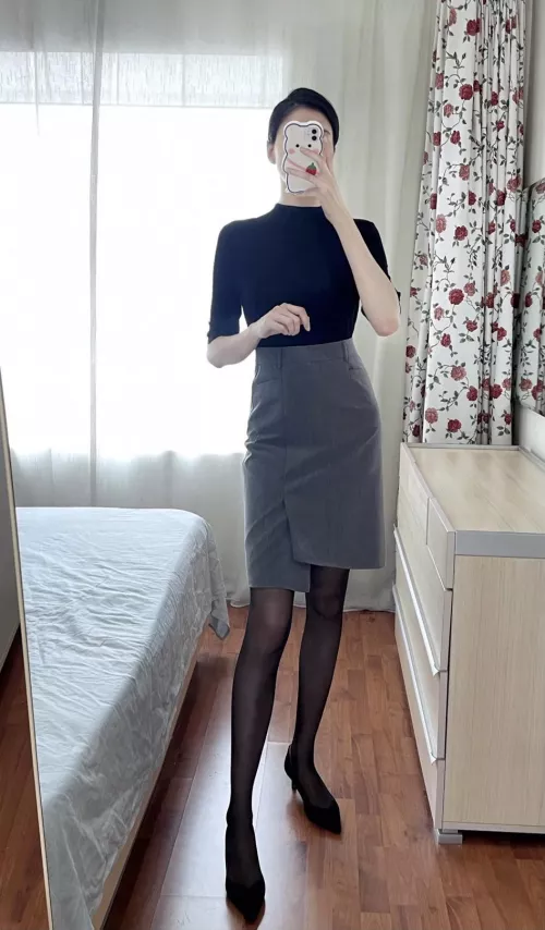 Mommy is a white boy fuck toy