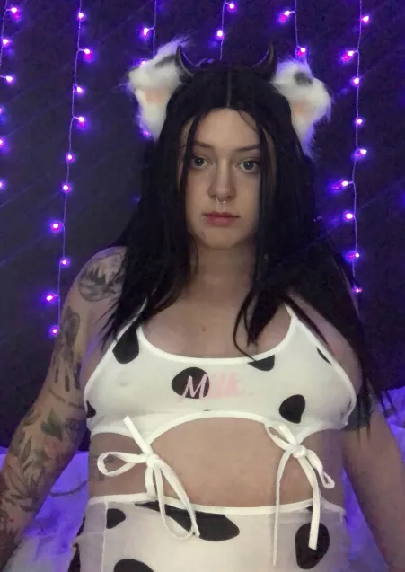 mooo your alt cowgirl is here!