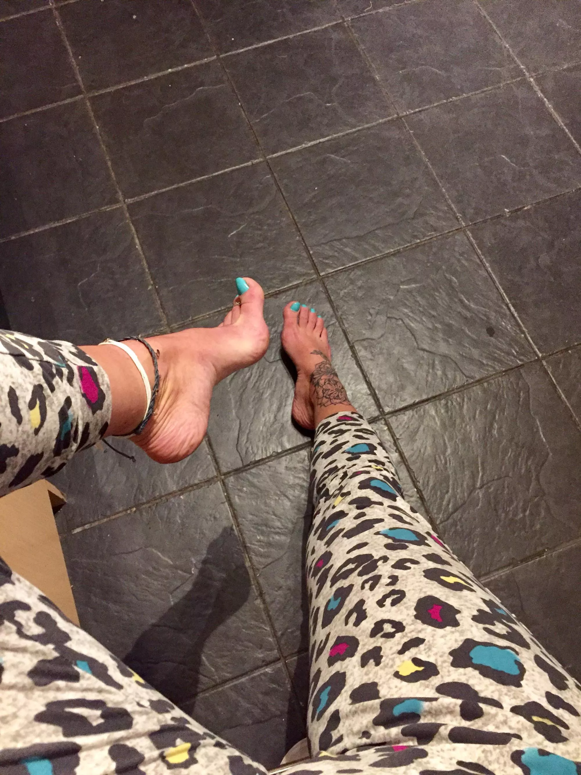 Morning feet for you Feet Lovers would like them in your face ❤️❤️
