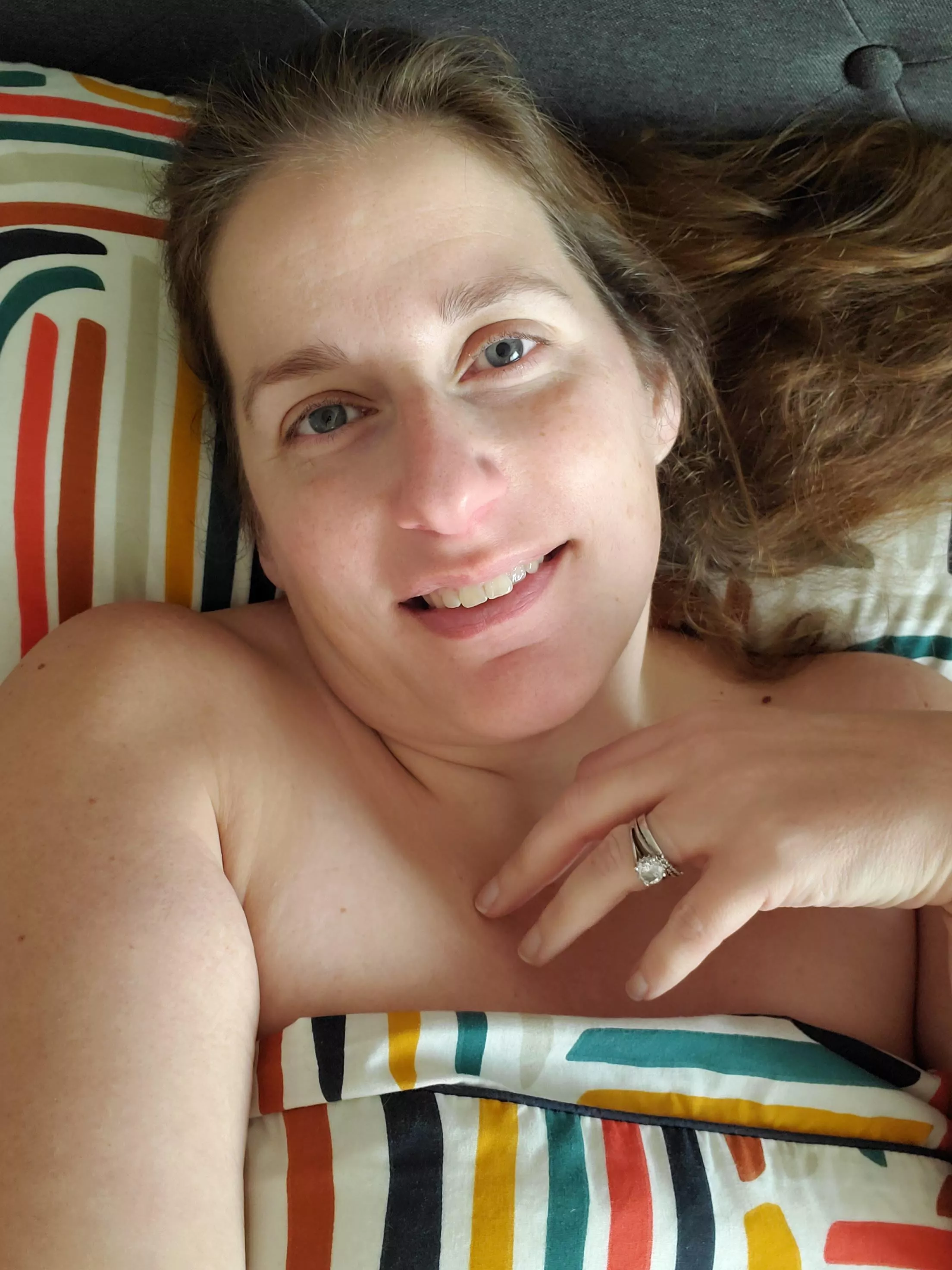 Morning 💋 [OC]
