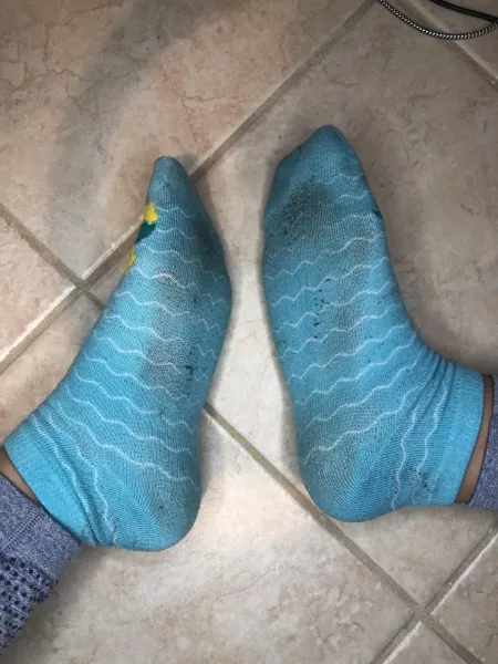 Morning workout✅🧦💨💦 DM me if interested in purchasing💕 Morning workout✅🧦💨💦 DM me if interested in purchasing💕