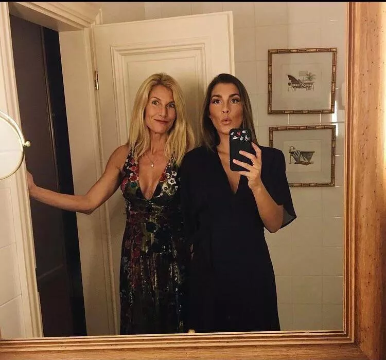 Mother daughter