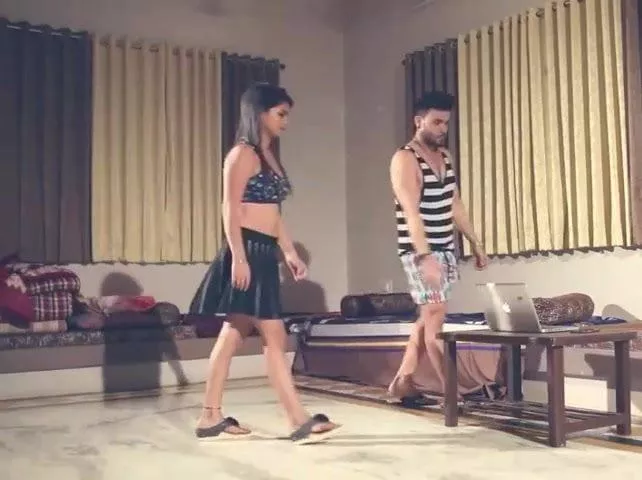 Must Watch Super Sexy Desi Porn Movie- Wifes Friend