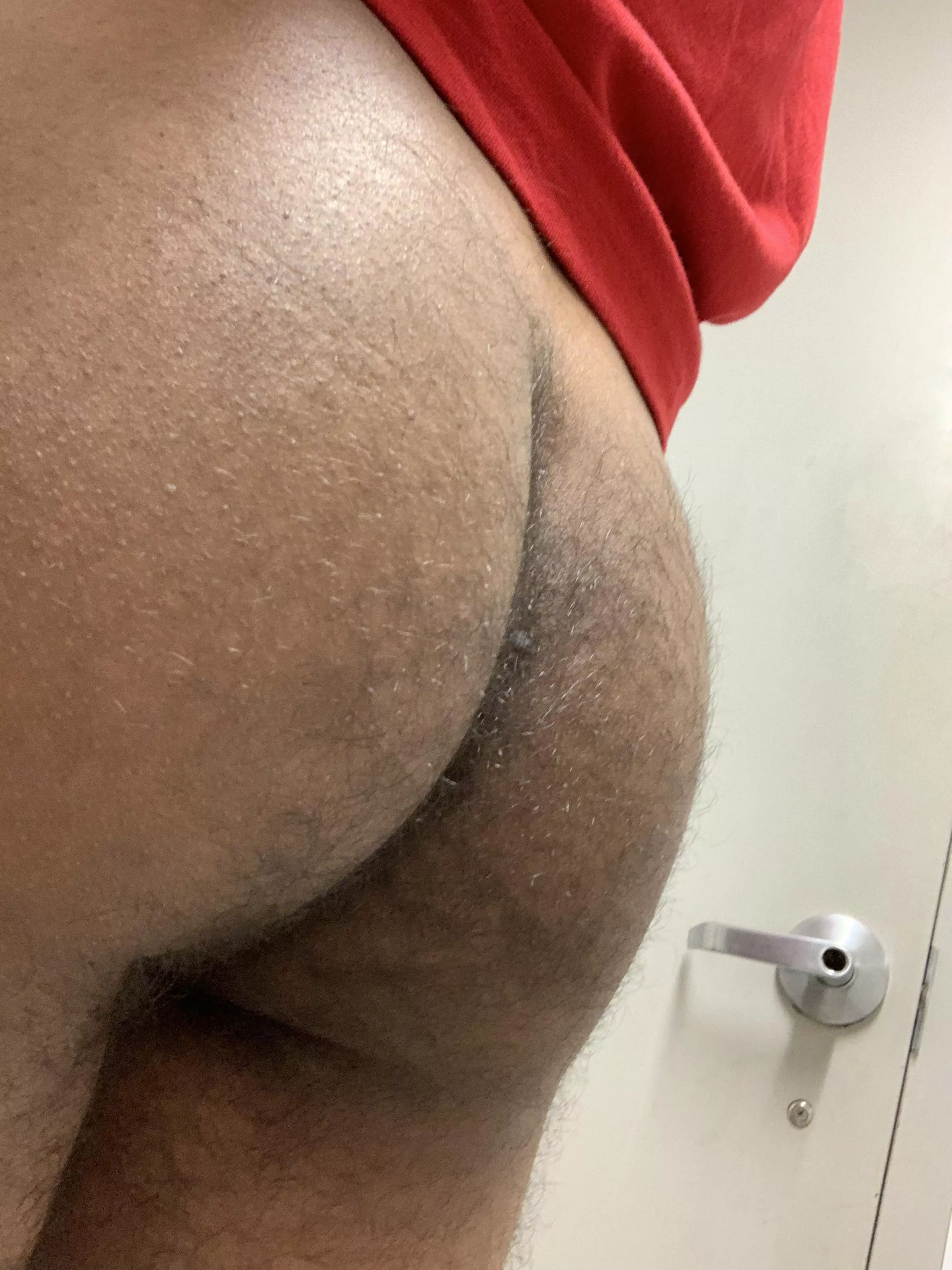 My ass stay hairy