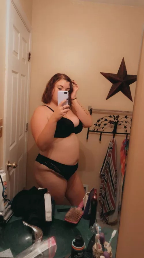 My bf hasn’t fvcked me in over a month, I can’t take it anymore so any volunteers? 😈