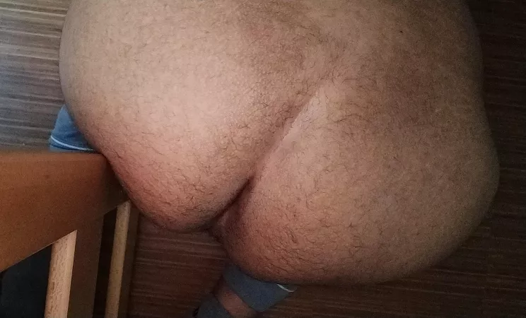 My cock is throbbing, waiting for you to penetrate me balls deep 🥵