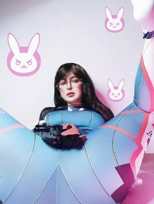 My first cosplay XD D. Va from Overwatch by Tracy 🐰