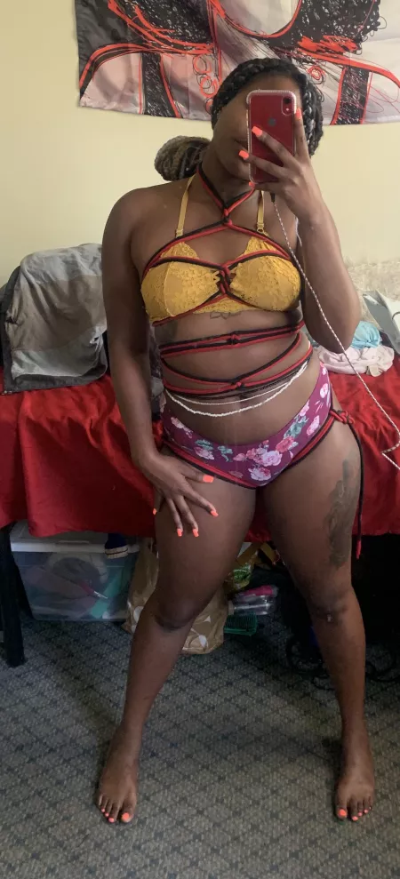 My first time using rope(self-tie). Made a mistake by using cotton rope😩. All the less, It was fun and can't wait to do more with nylon rope in the future!