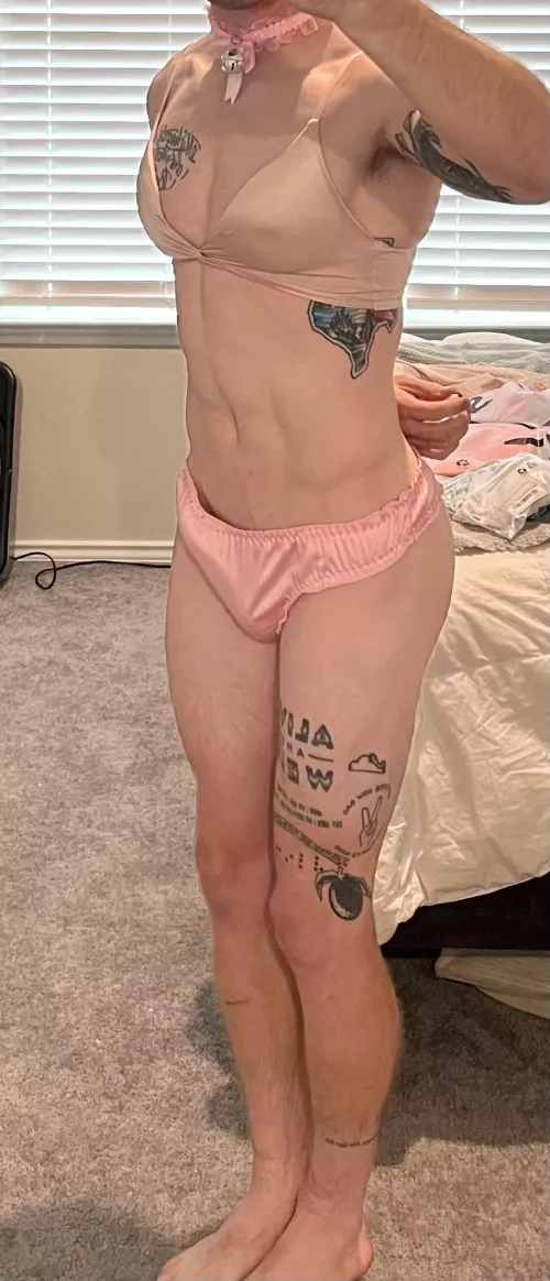 My frilly panties 😋