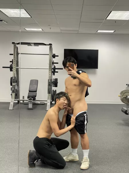 My gym crush finally gave me a chance