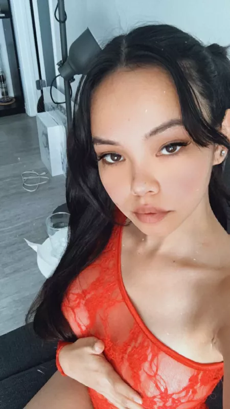 My man begged me to put my hair in ponytails 🤪💕