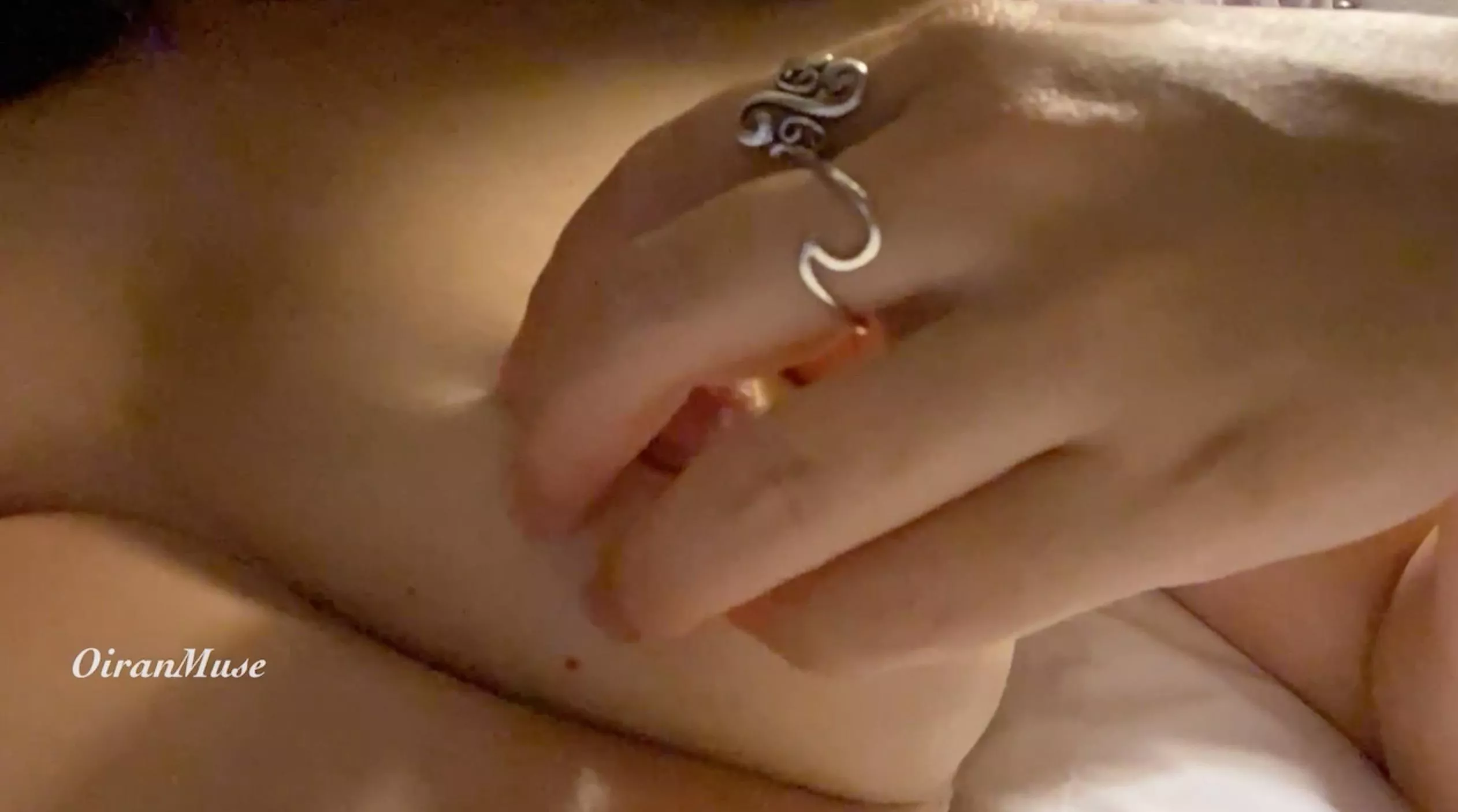 My new milky 😋😋😋 video is up on ManyVids … link below in my comments ⬇️⬇️⬇️