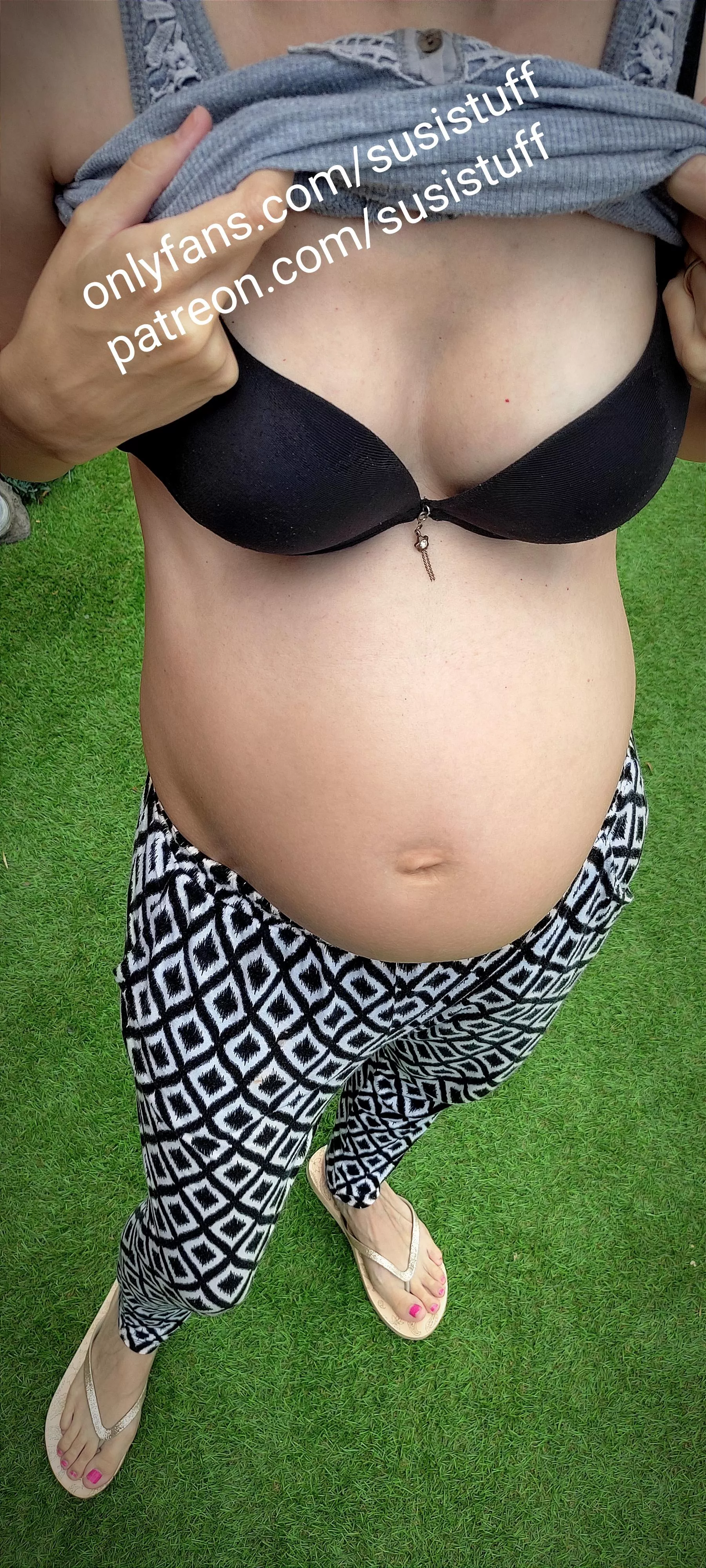 My sexy belly pregnant