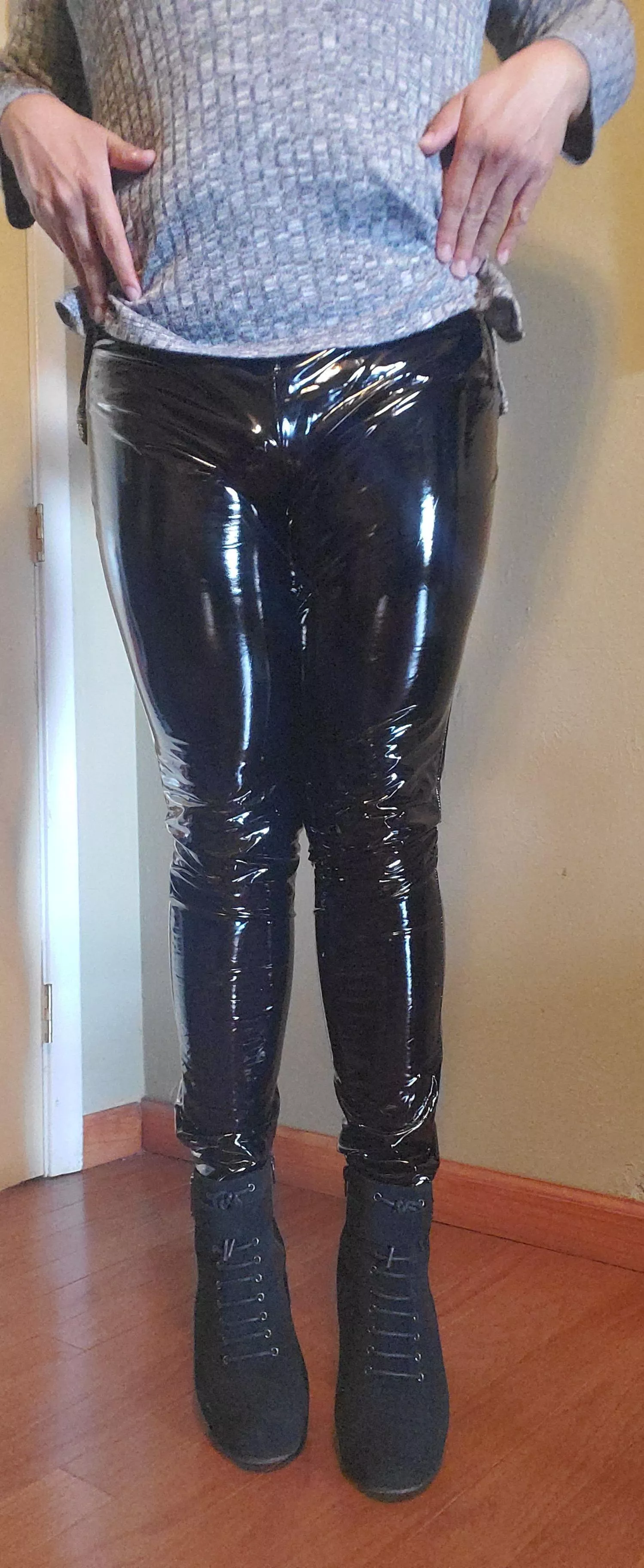 My tiny bulge 🥰