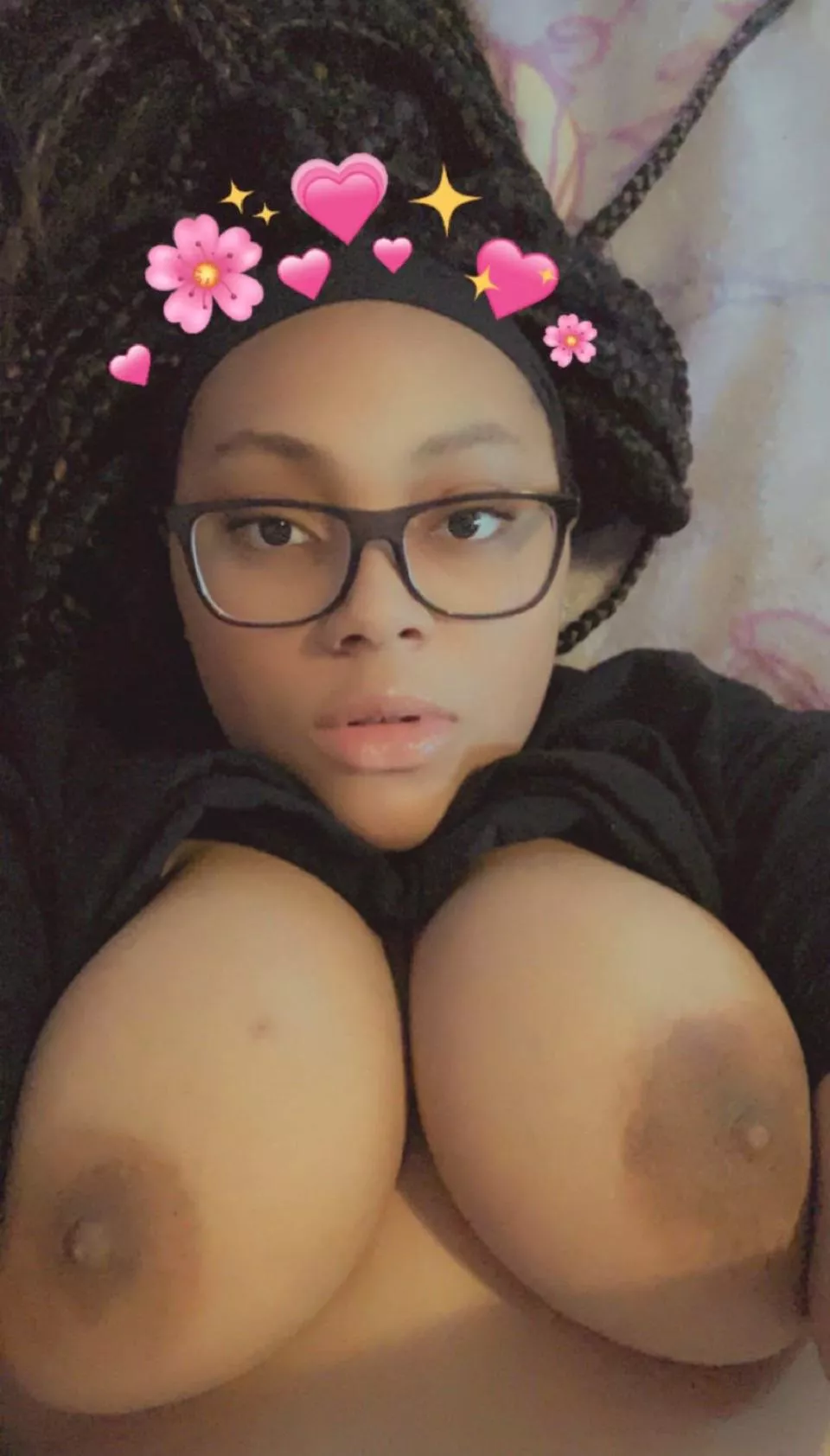 My titties would look so good on your face😫