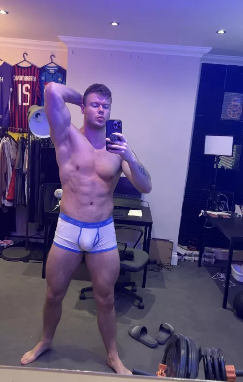 My white CKs have a hole in them but I can’t bring myself to throw them away 🥺