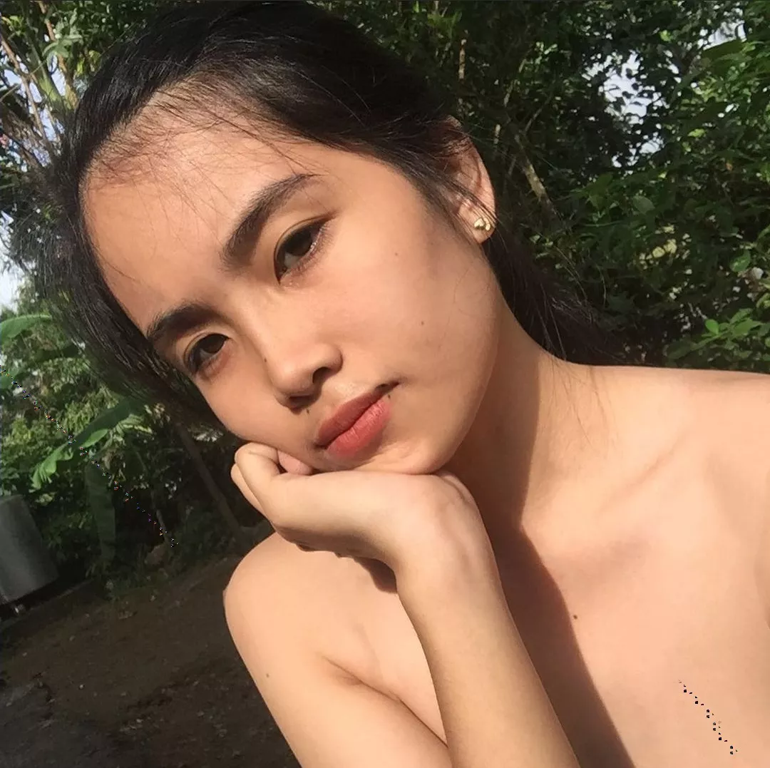 Naked outside 🌝