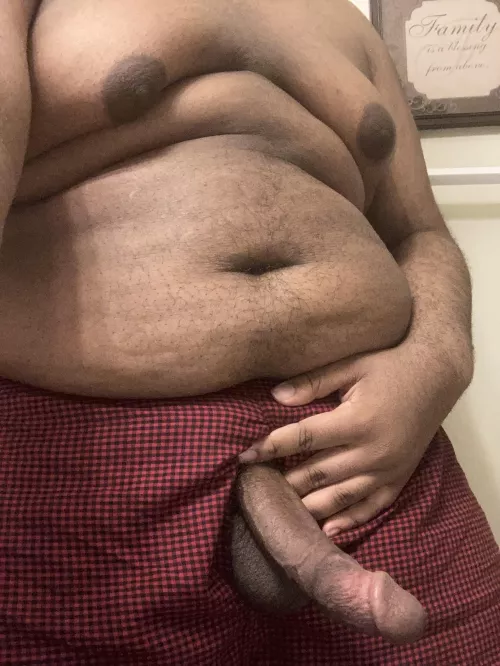 Need a cam bud to stroke with on discord or skype dm if interested