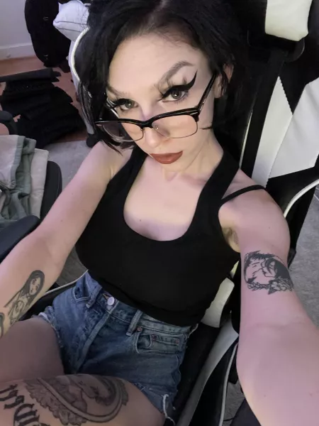 need someone to play games with