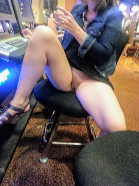 Need to have some entertainment while losing money! 🤪