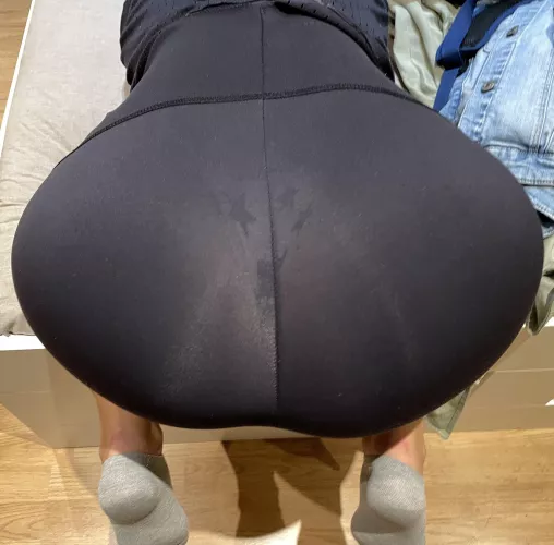 New Black leggings. Do you like ?