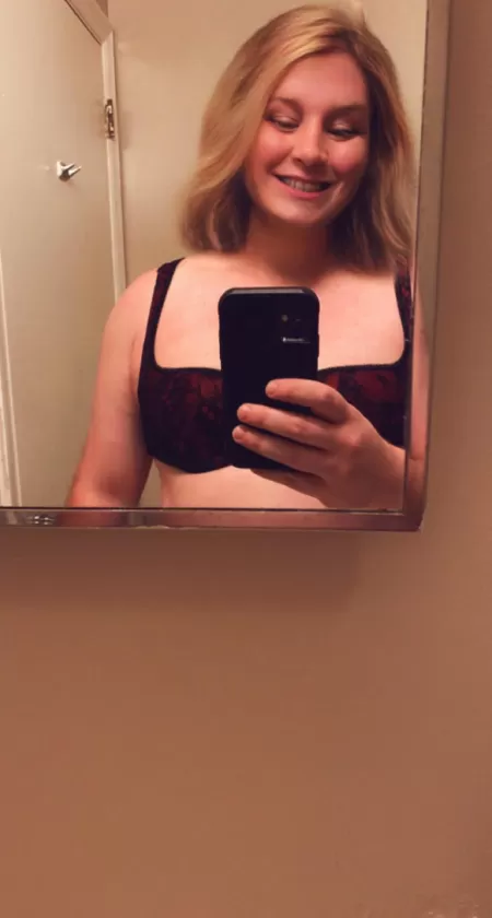 New Bra Who Dis? 😜