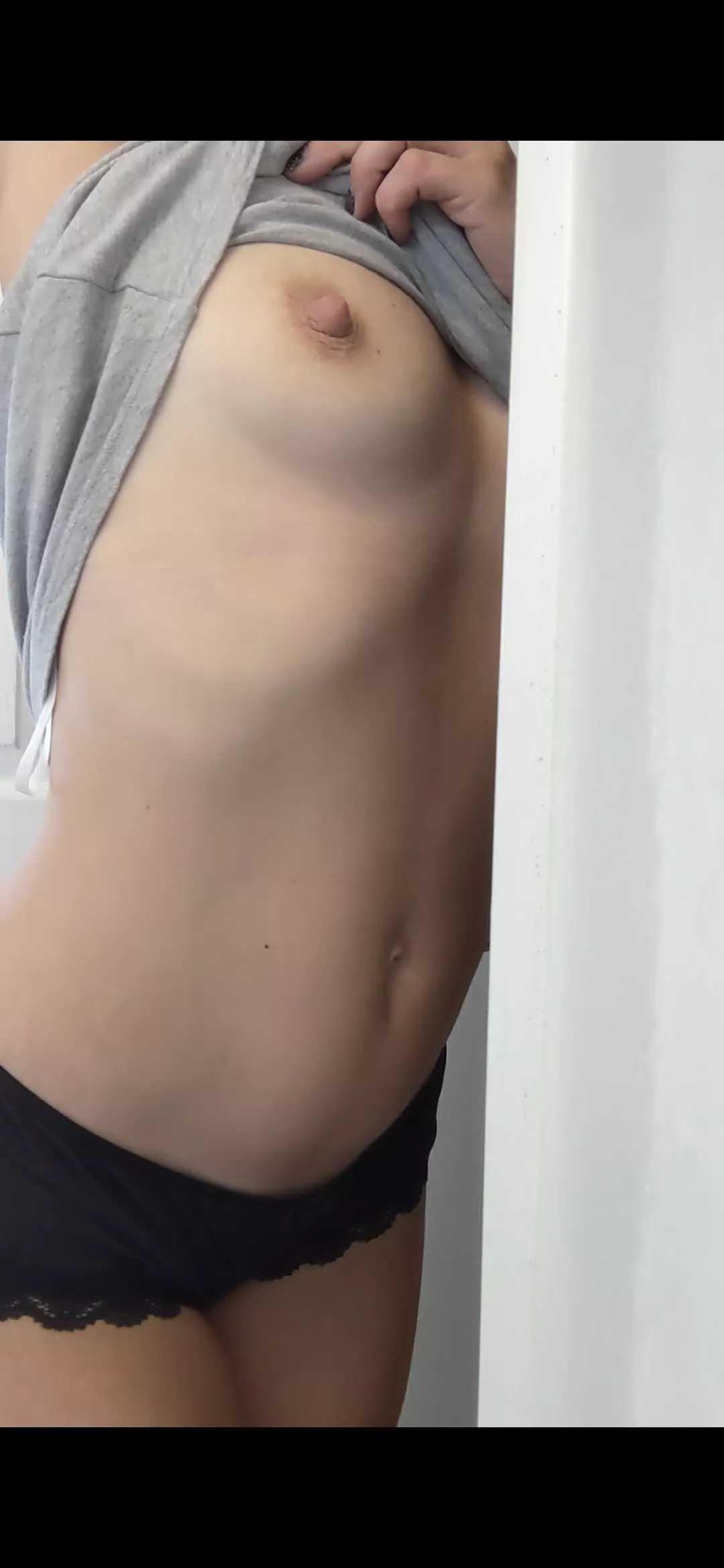 New but eager to please, come see what I have to offer. Just a slutty horny married mom that loves to show off and get you off 😘 send me your requests! Link in comments New but eager to please, come see what I have to offer. Just a slutty horny married mom that loves to show off and get you off 😘 send me your requests! Link in comments