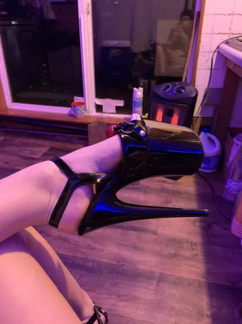 new heels from a sub, can’t wait to step on him in them 🥰