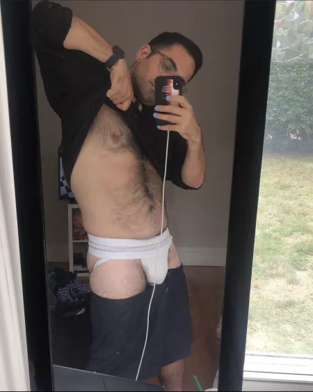 New to Reddit - @donovanism on Instagram! 🐻