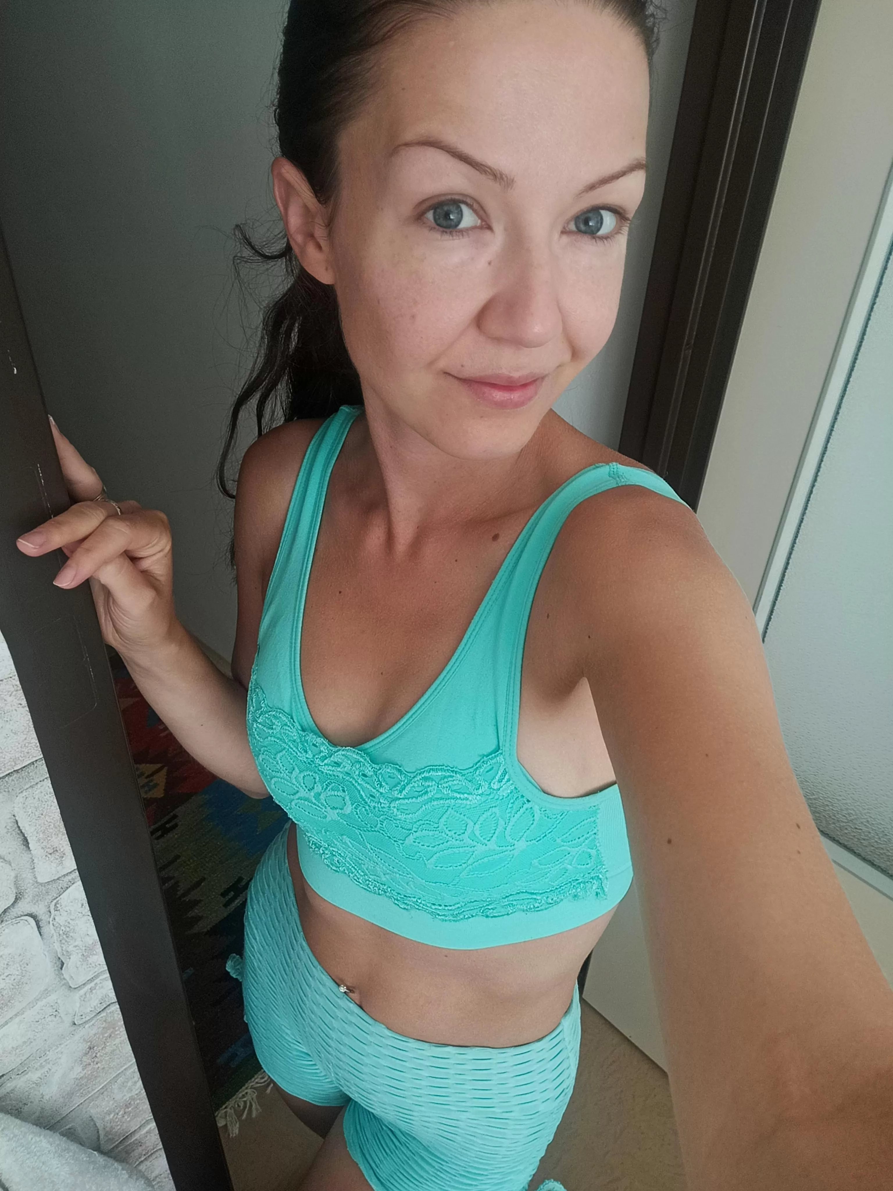 No make up and tired looking mom. Would you still invite me for a coffee? 35yo