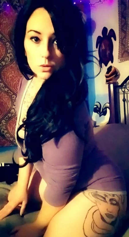 🖤NO PPV~Naughty milf content~I send full length vids to my subs multiple times per week~400 videos, 1600 photos~on sale~customs~dick rates~cum play! 🖤