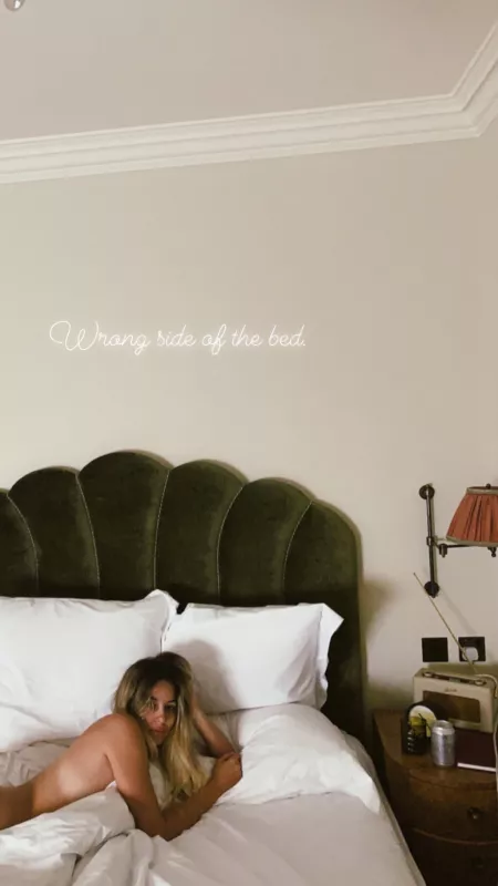 No, this the right side of the bed