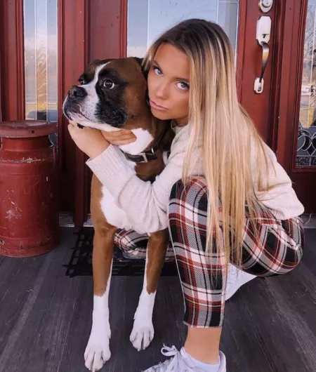 nobody loves doggy as much as meee