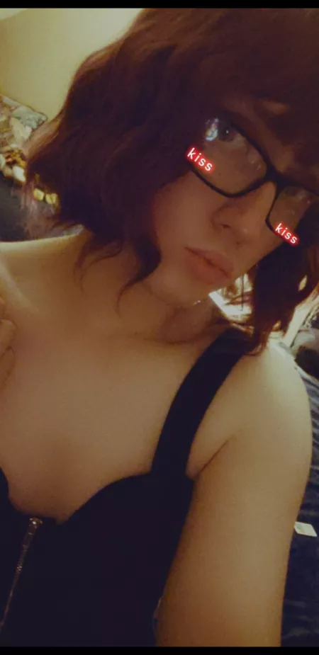 Not sure how I feel about this pic 😬