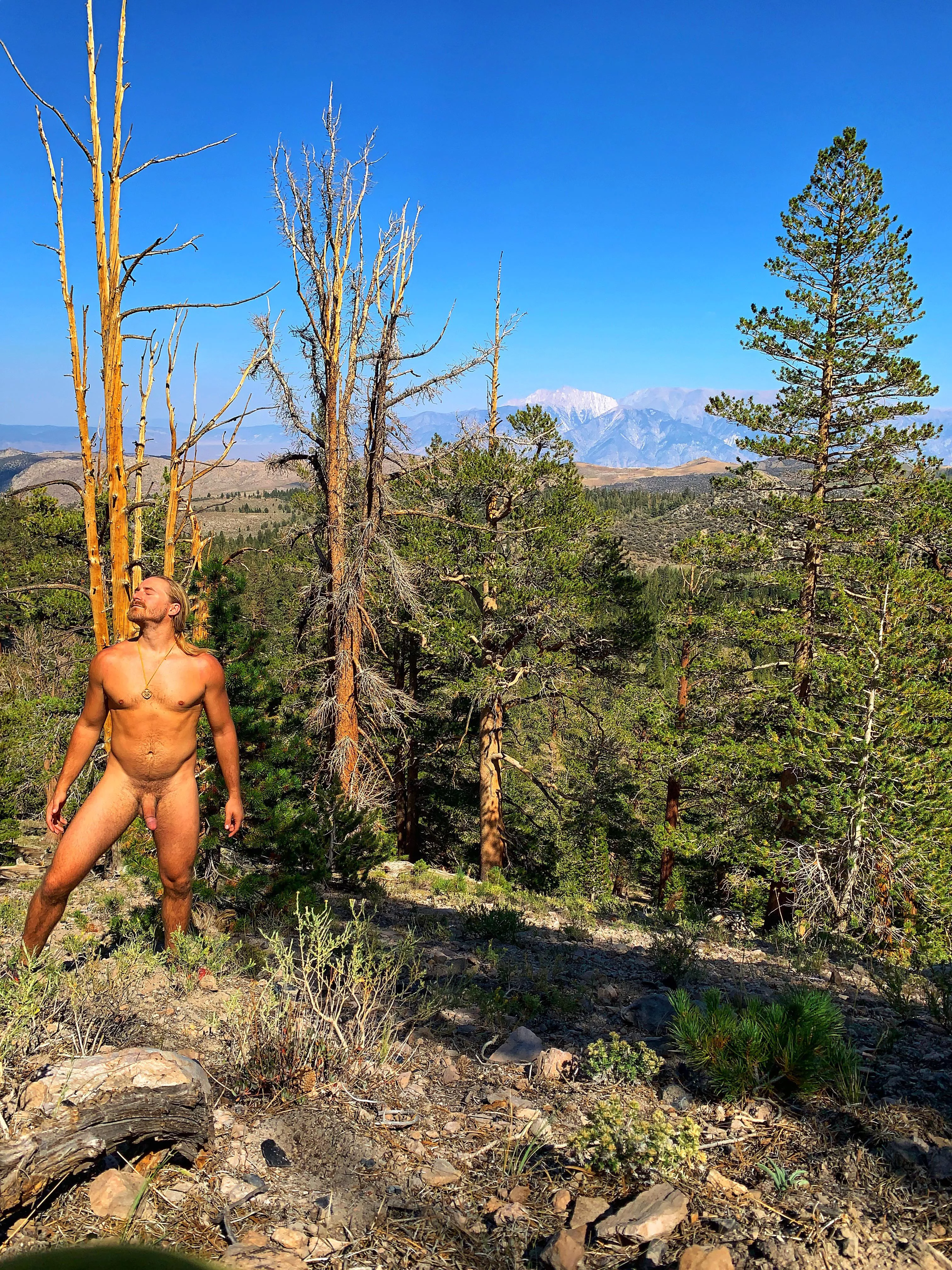 Nothing better than being in your raw naked wild self. FREEEDOM 💚🙏🏼