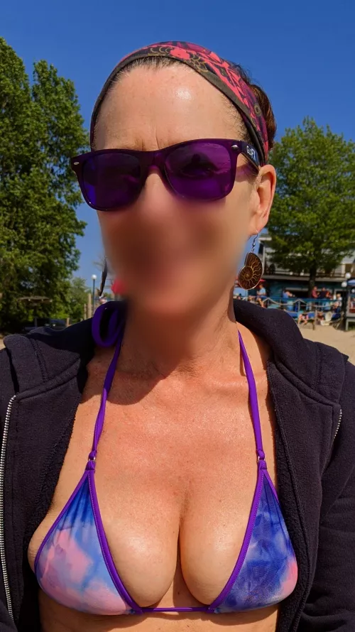 (oc) (51) I never ask if my bikini is too small. Why? Because I don't GAF. Enjoy the view bitches.👙😉