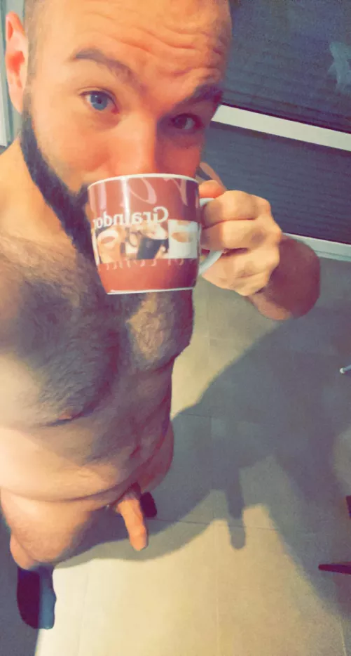 Oh hi there, good[m]orning ☕️ [35]