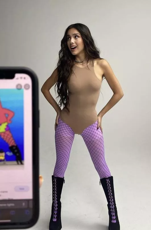 Olivia Rodrigo see through