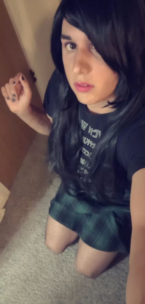 On my knees ready to please some BBC 🥵🥰