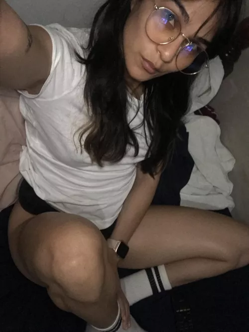 ONLINE!!! SELLING Gfe Experience (weekly or monthly) ✨ PayPal or Amazon Gc✨ PICS+VIDS+SEXT ✨ kik: littlegirlrm ✔️ NO TRADE🚫