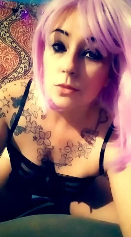 ‼️Only $5 right now and no ppv fees ever‼️Amateur milf page with hundreds of long and short vids💥multiple daily posting💕