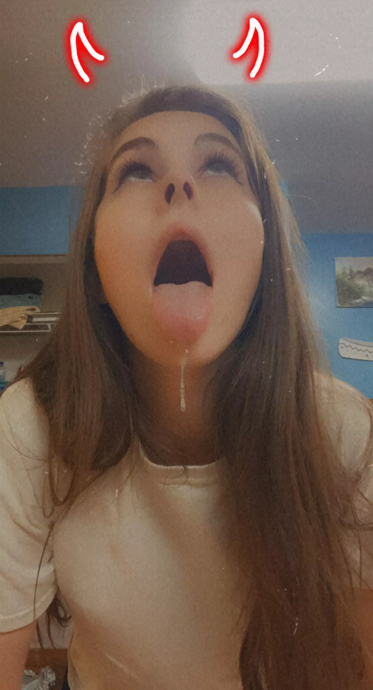 Open wide! 🤤 Open wide! 🤤