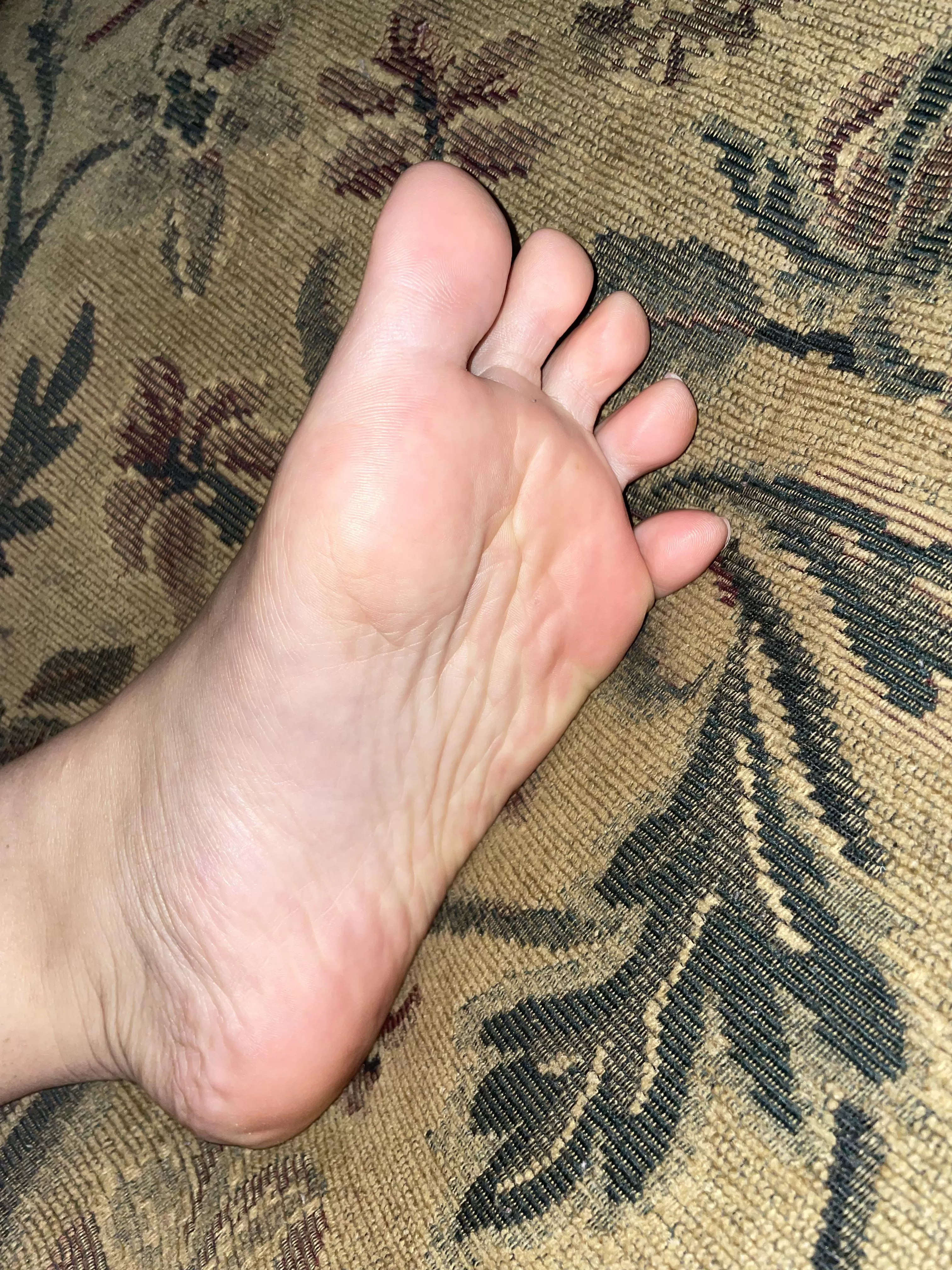 Peachy soles 😋😋