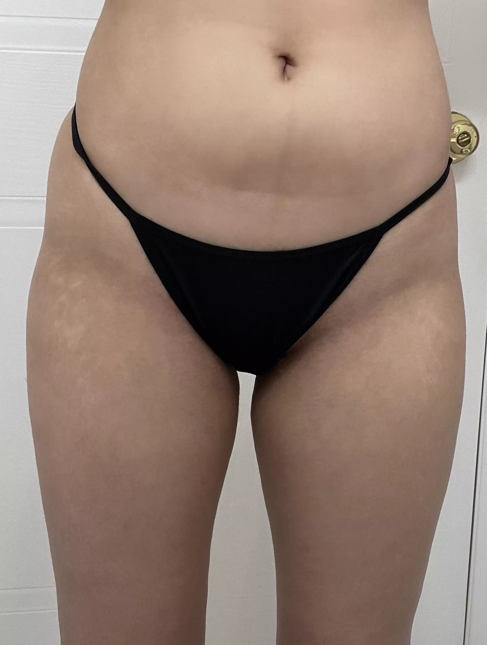 Petite F22, lost weight over the years and trying to go to the gym again. Any tips or routine workouts for building bigger legs? Any effective workouts to fill in hip dips and strengthen hip muscle? All tips are appreciated Petite F22, lost weight over the years and trying to go to the gym again. Any tips or routine workouts for building bigger legs? Any effective workouts to fill in hip dips and strengthen hip muscle? All tips are appreciated