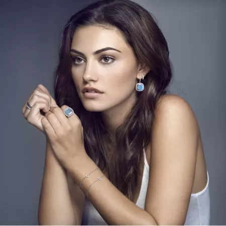 Phoebe Tonkin