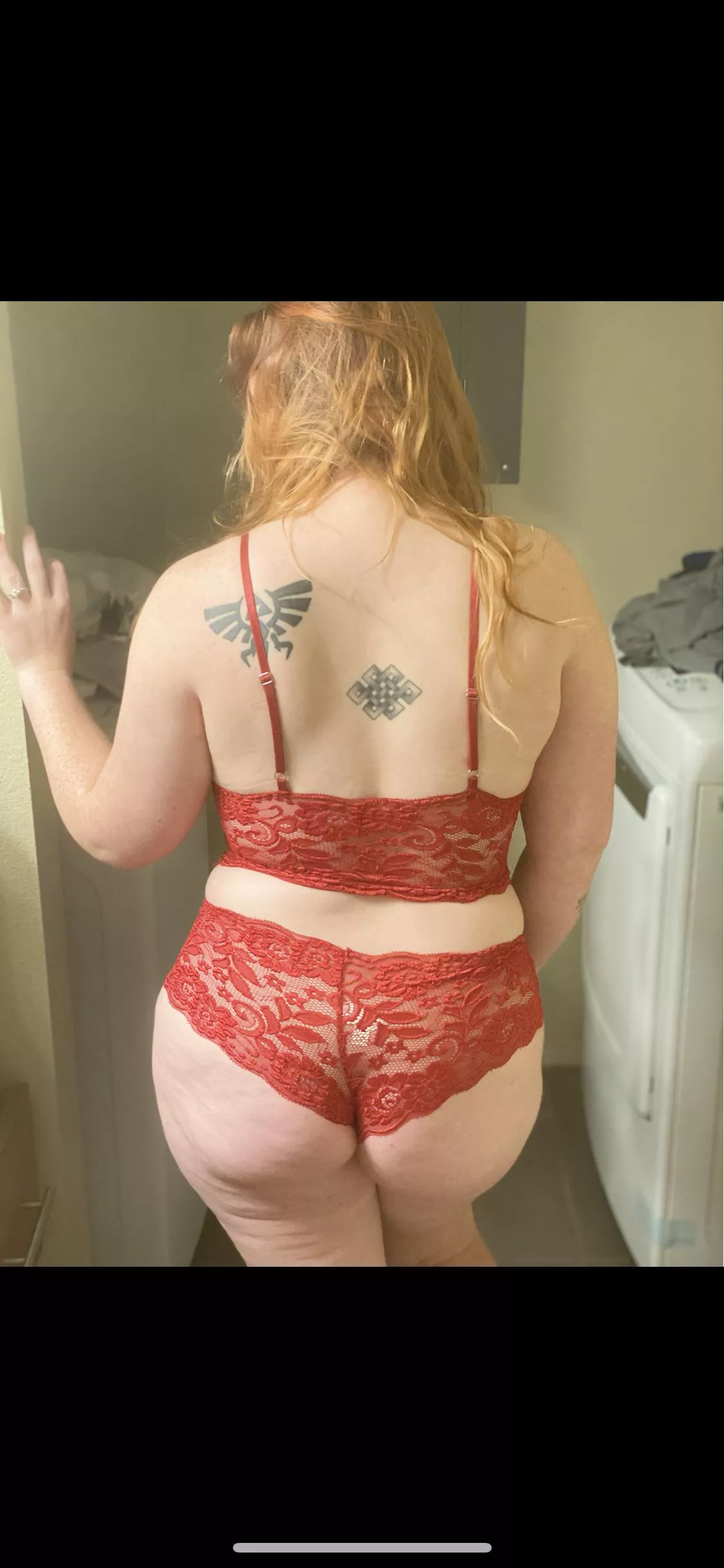 Photos I love helping her take!🥵🥵 Her ass always get my cock so hard!!!(25F)